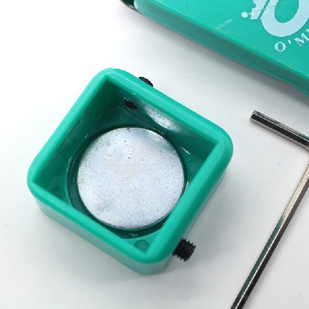 [绿草厂家]塑料巧克夹批发台球配件用品塑料擦粉夹彩色巧克粉盒